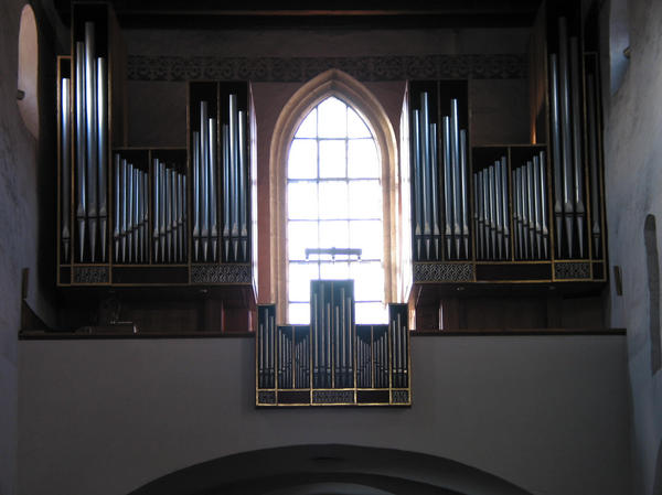 Orgel vom Orgelbauer Gregor Hradetzky
Im Zuge der Restaurierung stiftete Bürgermeister August Sachseneder eine neue Orgel, welche von dem Kremser Orgelbauer Gregor Hradetzky geschaffen wurde.